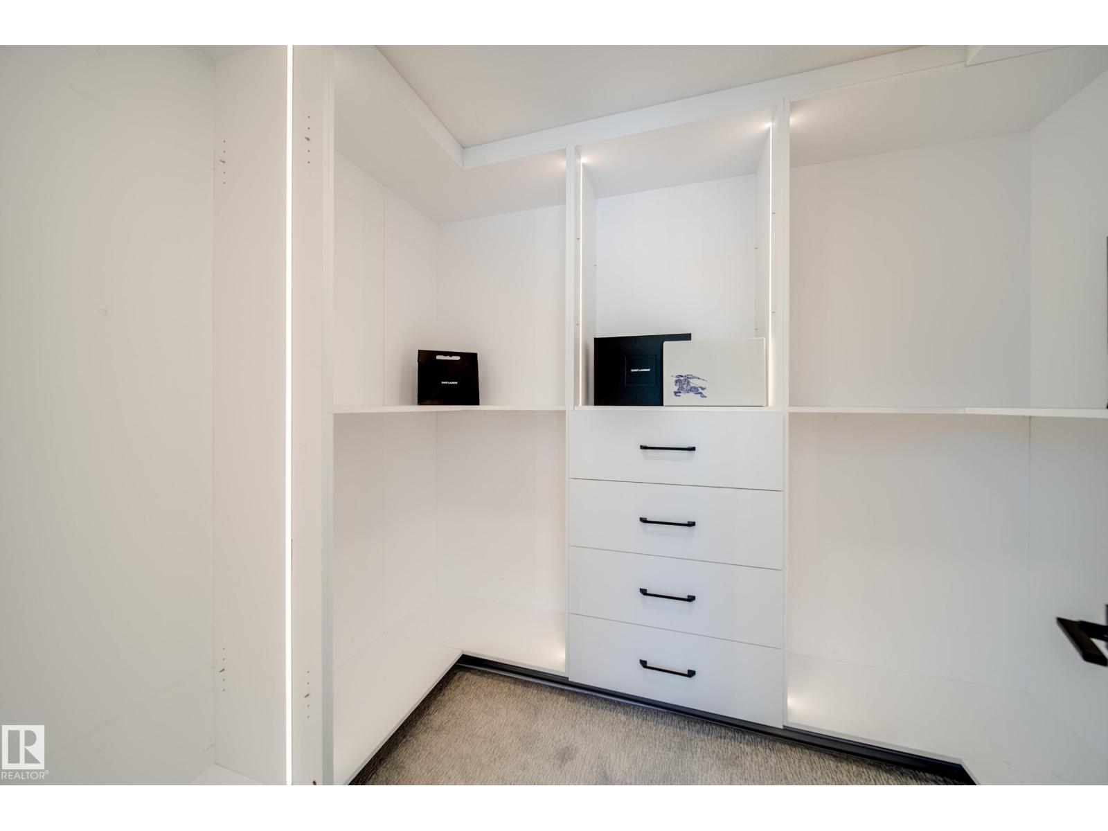 7146 119 ST NW, Edmonton