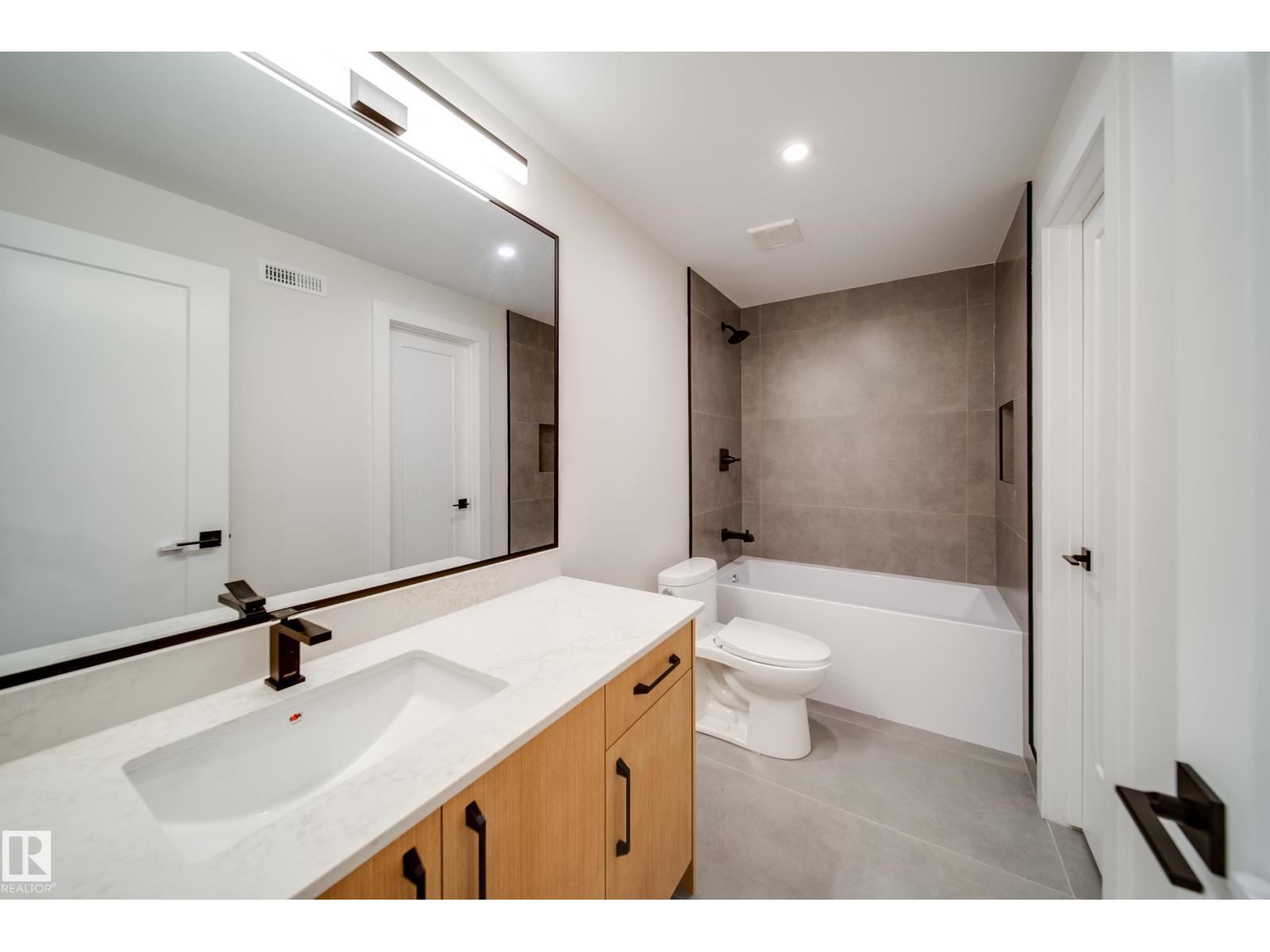 7146 119 ST NW, Edmonton