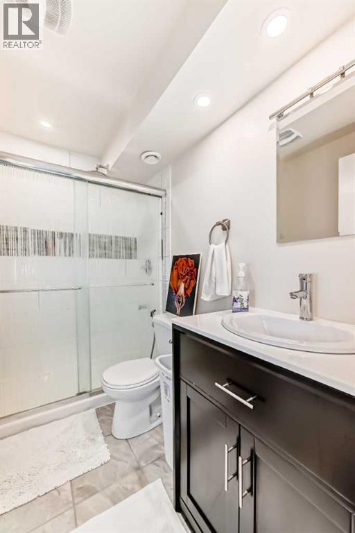 Single Family House for Sale in  Nolanlake Cove NW Nolan Hill Calgary 