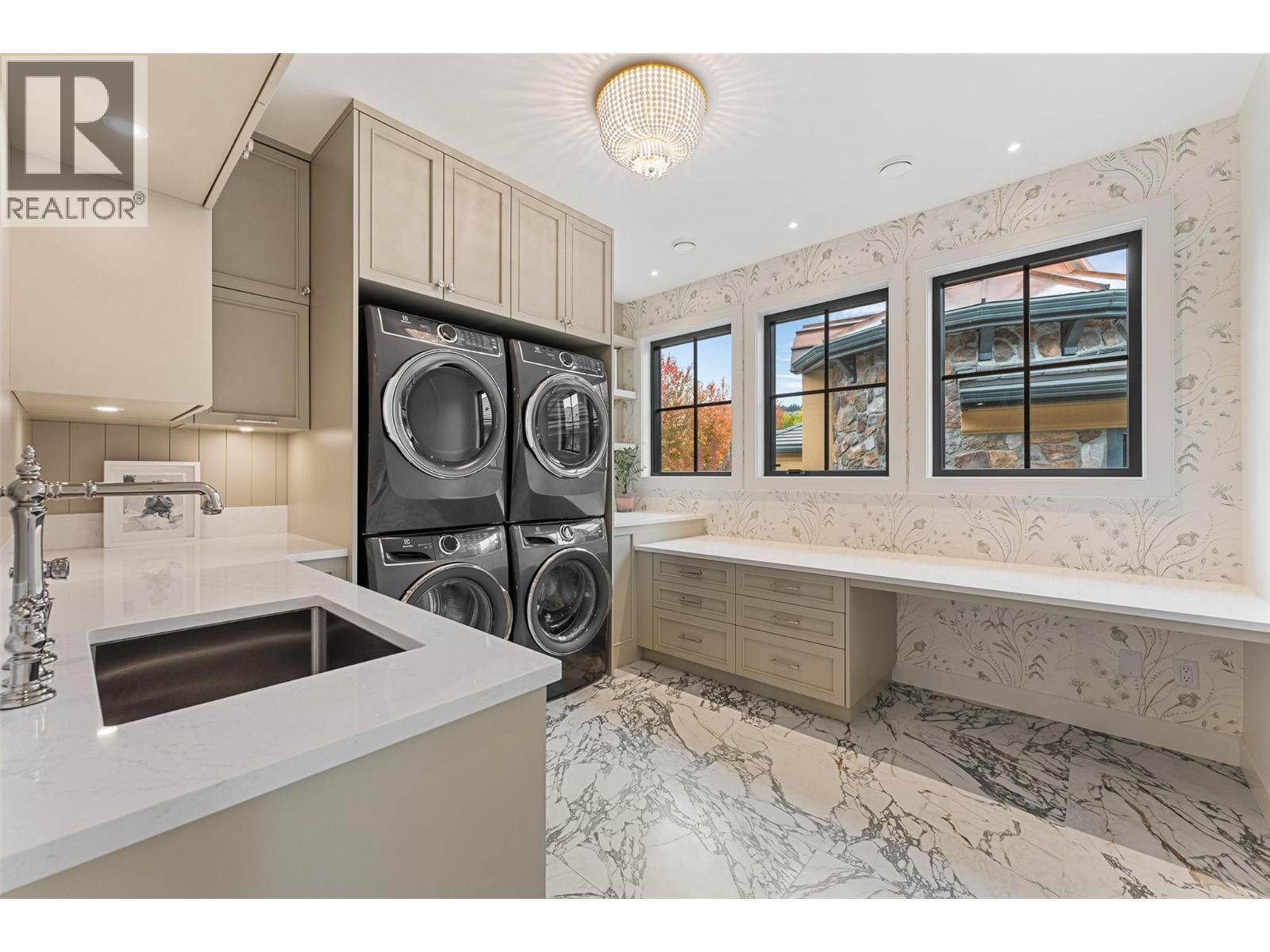  3672 Green Bay Landing, West Kelowna