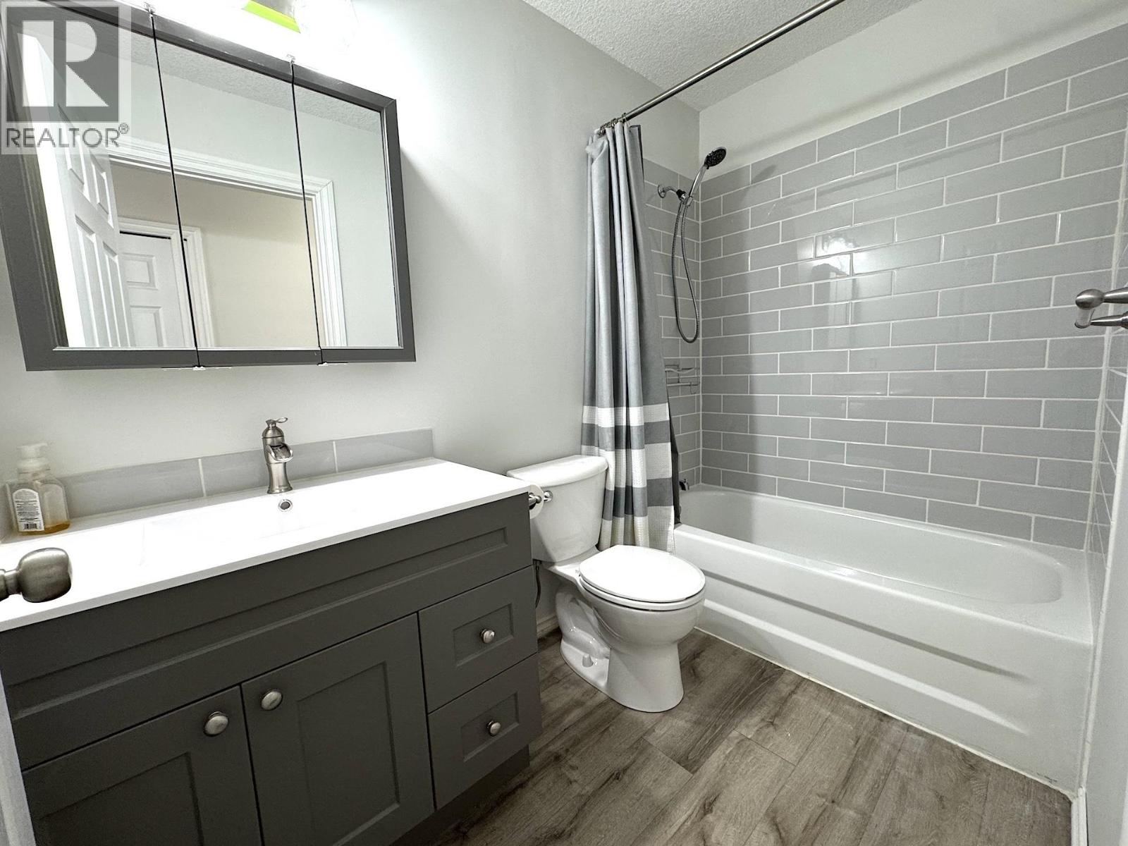 9015 107 AVENUE, Fort St. John