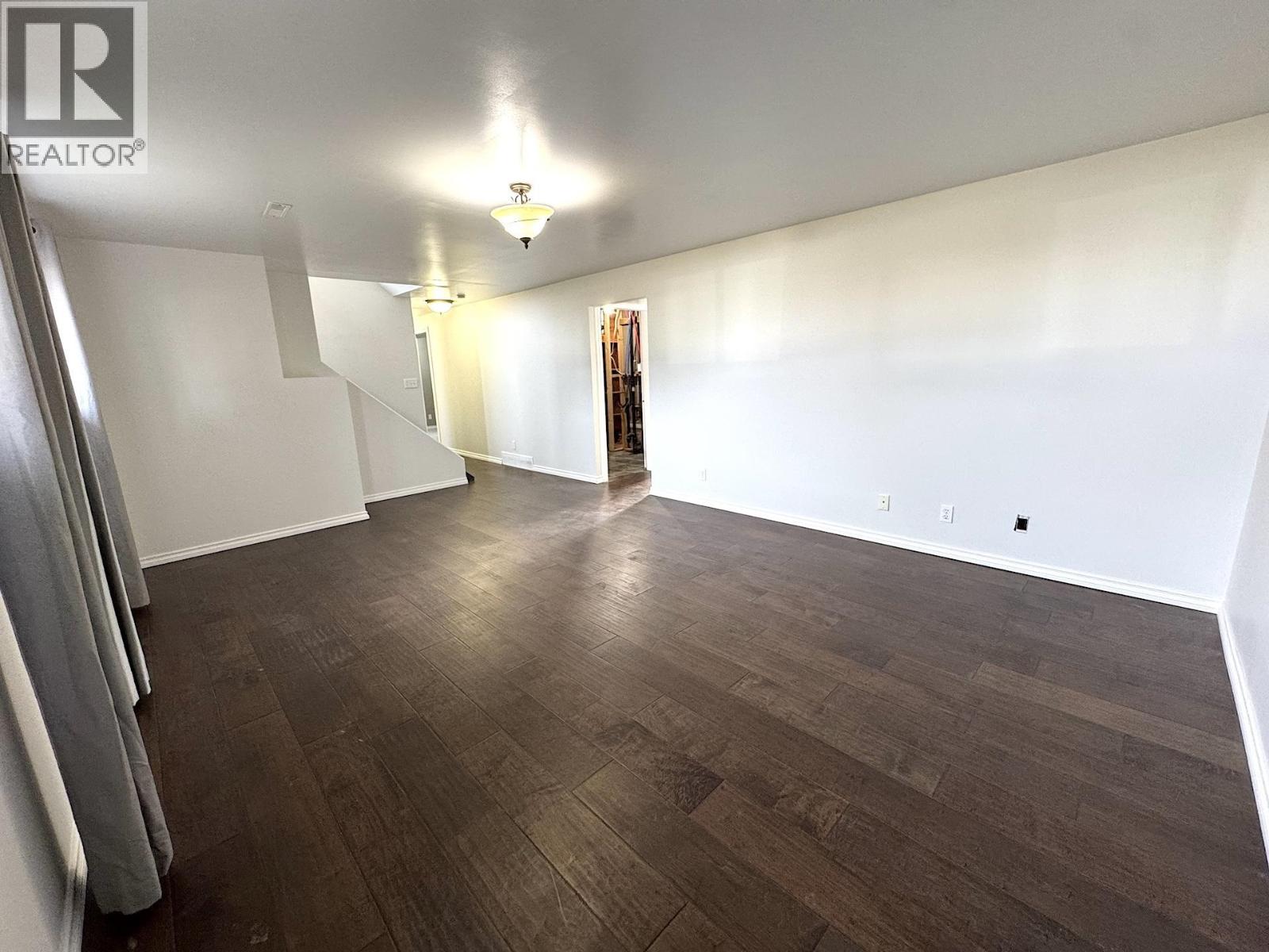 9015 107 AVENUE, Fort St. John