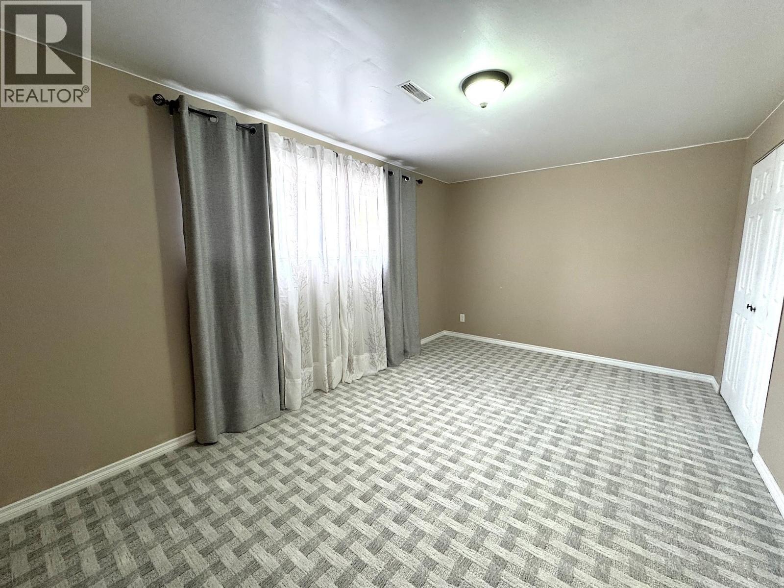 9015 107 AVENUE, Fort St. John