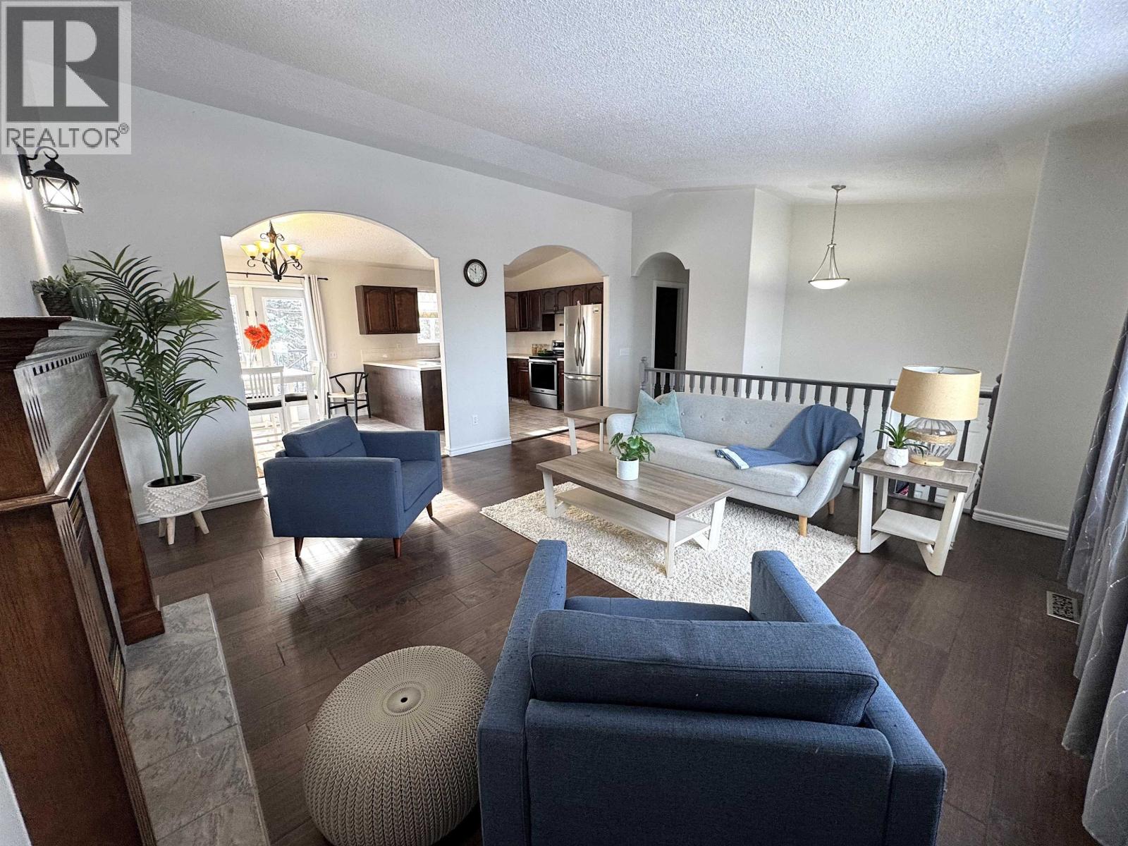 9015 107 AVENUE, Fort St. John