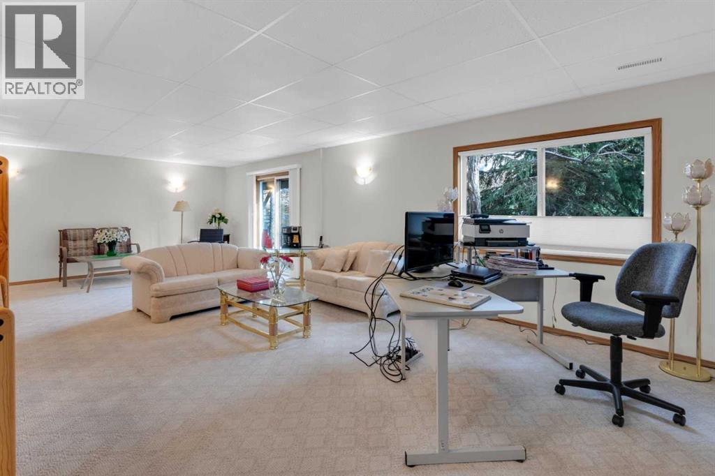 Single Family House Bungalow for Sale in  Christie Gardens SW Christie Park Calgary 