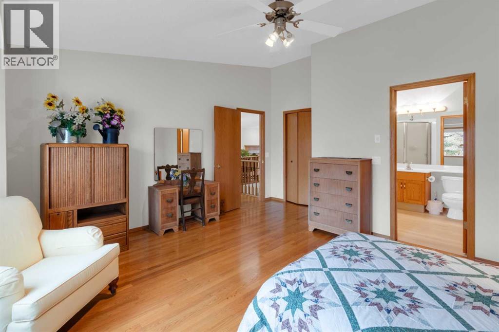 Single Family House Bungalow for Sale in  Christie Gardens SW Christie Park Calgary 