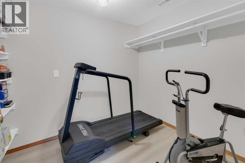 Single Family House Bungalow for Sale in  Christie Gardens SW Christie Park Calgary 