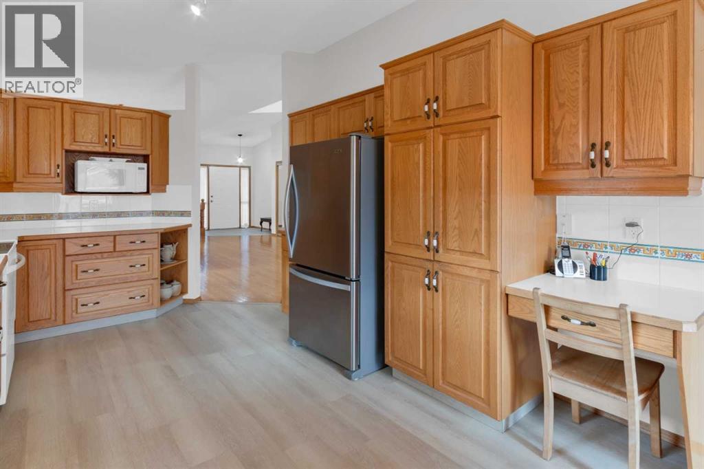 Single Family House Bungalow for Sale in  Christie Gardens SW Christie Park Calgary 