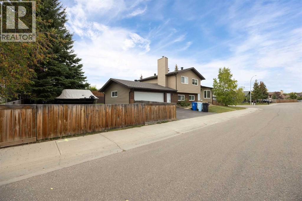 206 Leigh Crescent, Fort McMurray