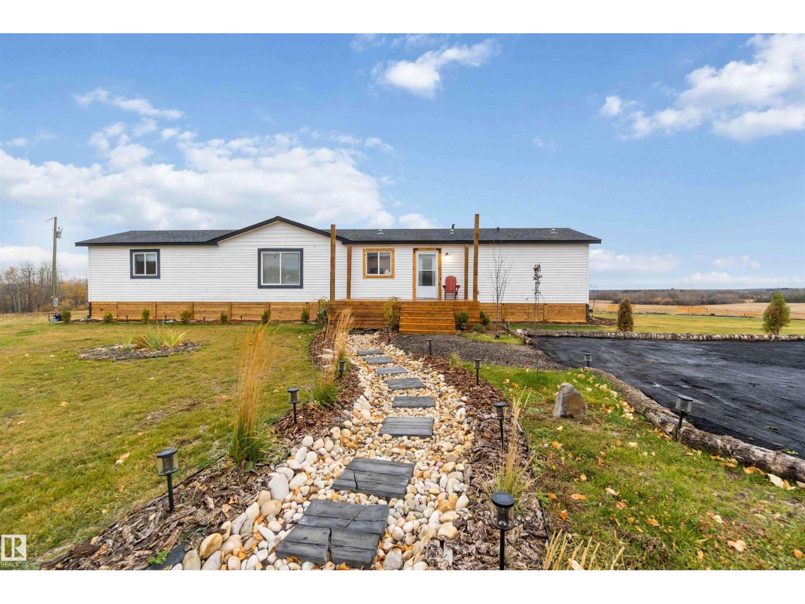 53273 RGE ROAD 215, Rural Strathcona County