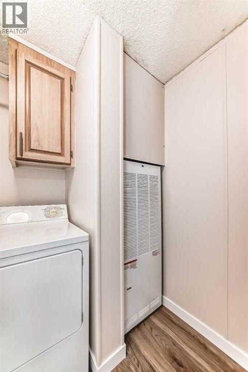 Single Family House Mobile Home for Sale in  Burroughs Circle NE Monterey Park Calgary 