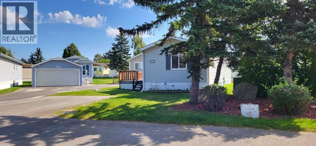 Single Family House Mobile Home for Sale in  Burroughs Circle NE Monterey Park Calgary 