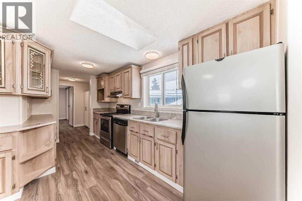 Single Family House Mobile Home for Sale in  Burroughs Circle NE Monterey Park Calgary 