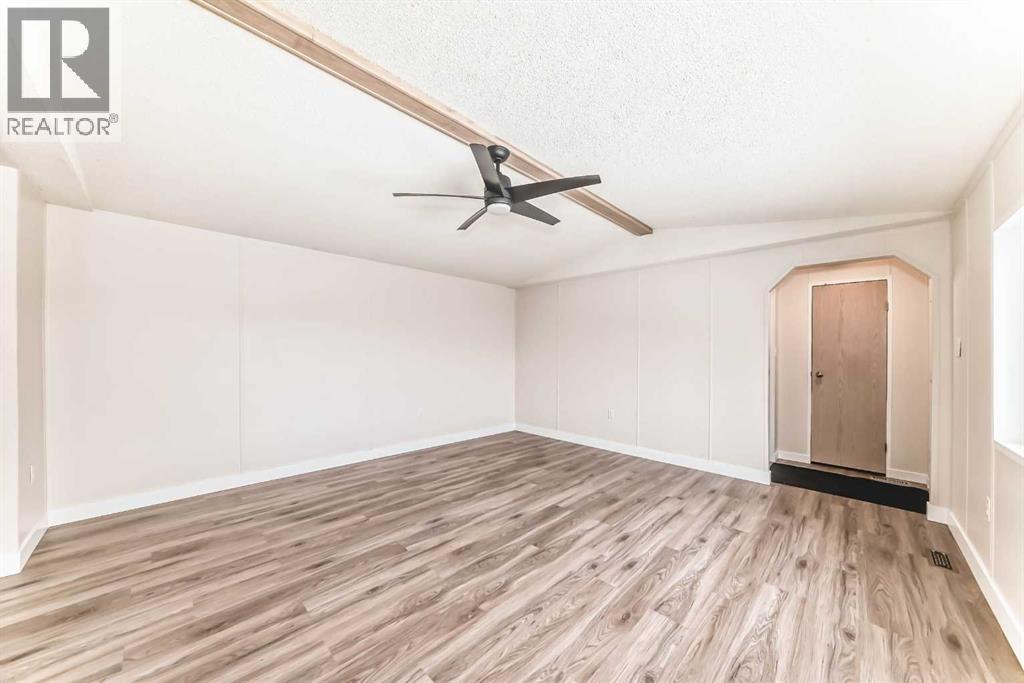 Single Family House Mobile Home for Sale in  Burroughs Circle NE Monterey Park Calgary 