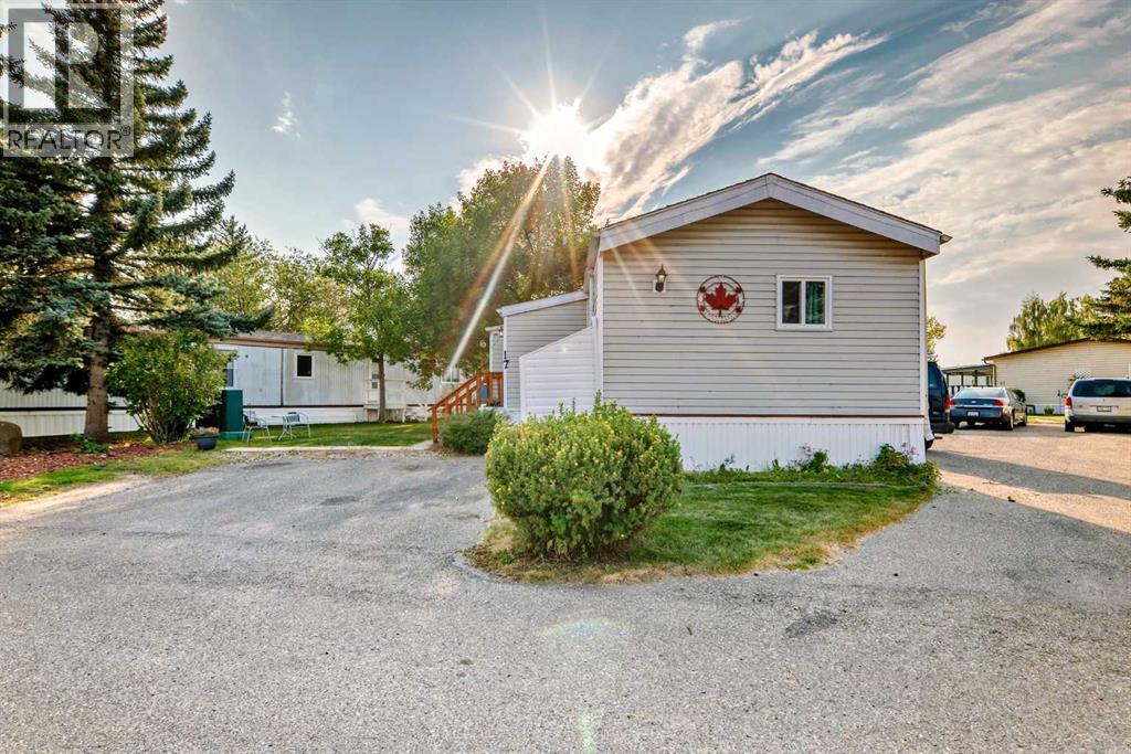 Single Family House Mobile Home for Sale in  Burroughs Place NE Monterey Park Calgary 