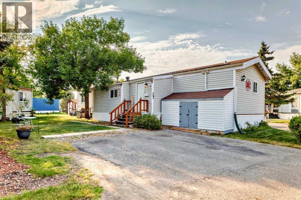 Single Family House Mobile Home for Sale in  Burroughs Place NE Monterey Park Calgary 