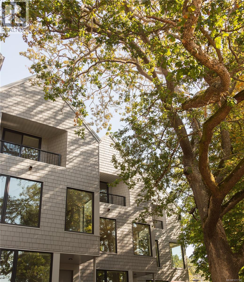 3 909 Redfern Street, Victoria