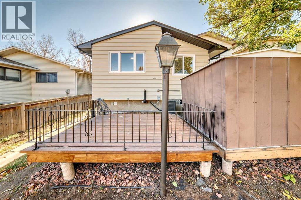 Single Family House Bungalow for Sale in  Berkley Drive NW Beddington Heights Calgary 