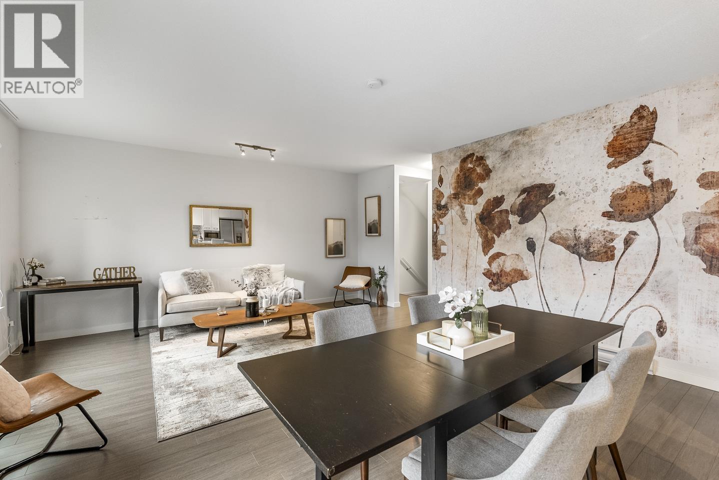 153 3500 BURKE VILLAGE PROMENADE, Coquitlam