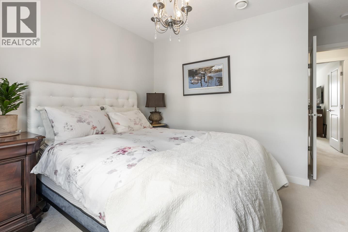 153 3500 BURKE VILLAGE PROMENADE, Coquitlam