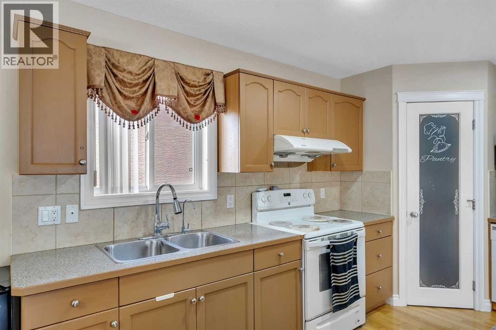 Single Family House for Sale in  Tarawood Place NE Taradale Calgary 