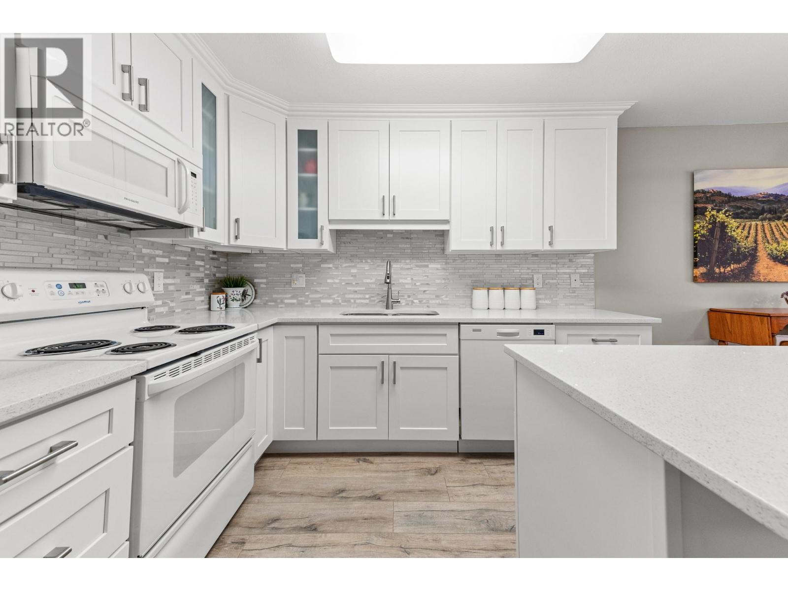 115 2235 BASKIN Street, Penticton