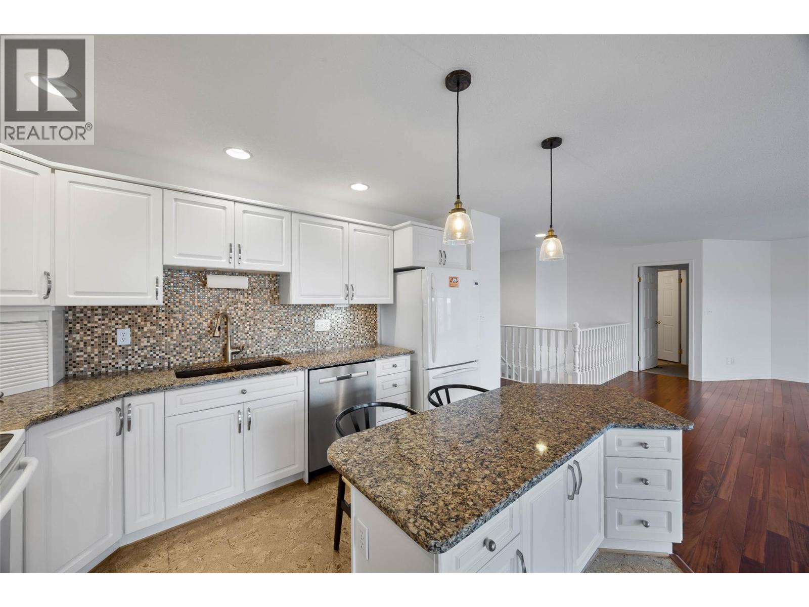 2022 Pacific Way Unit# 38, Kamloops