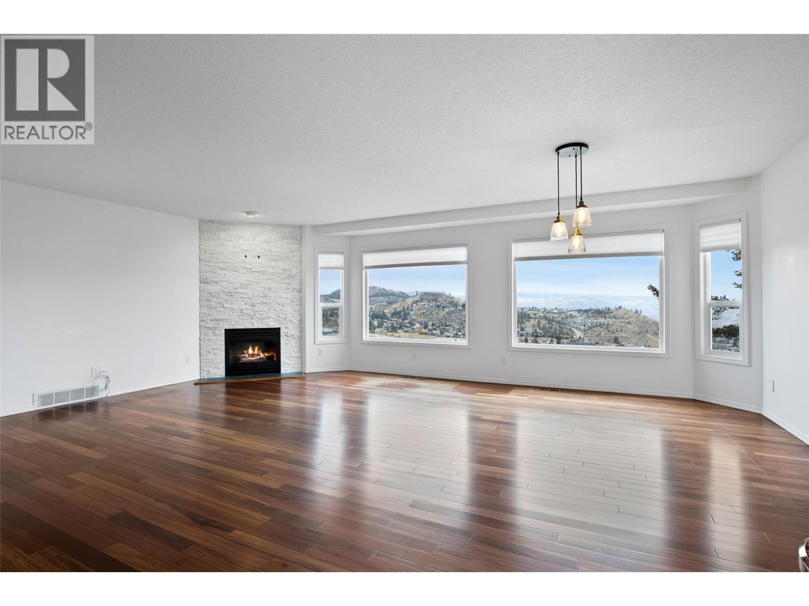 2022 Pacific Way Unit# 38, Kamloops