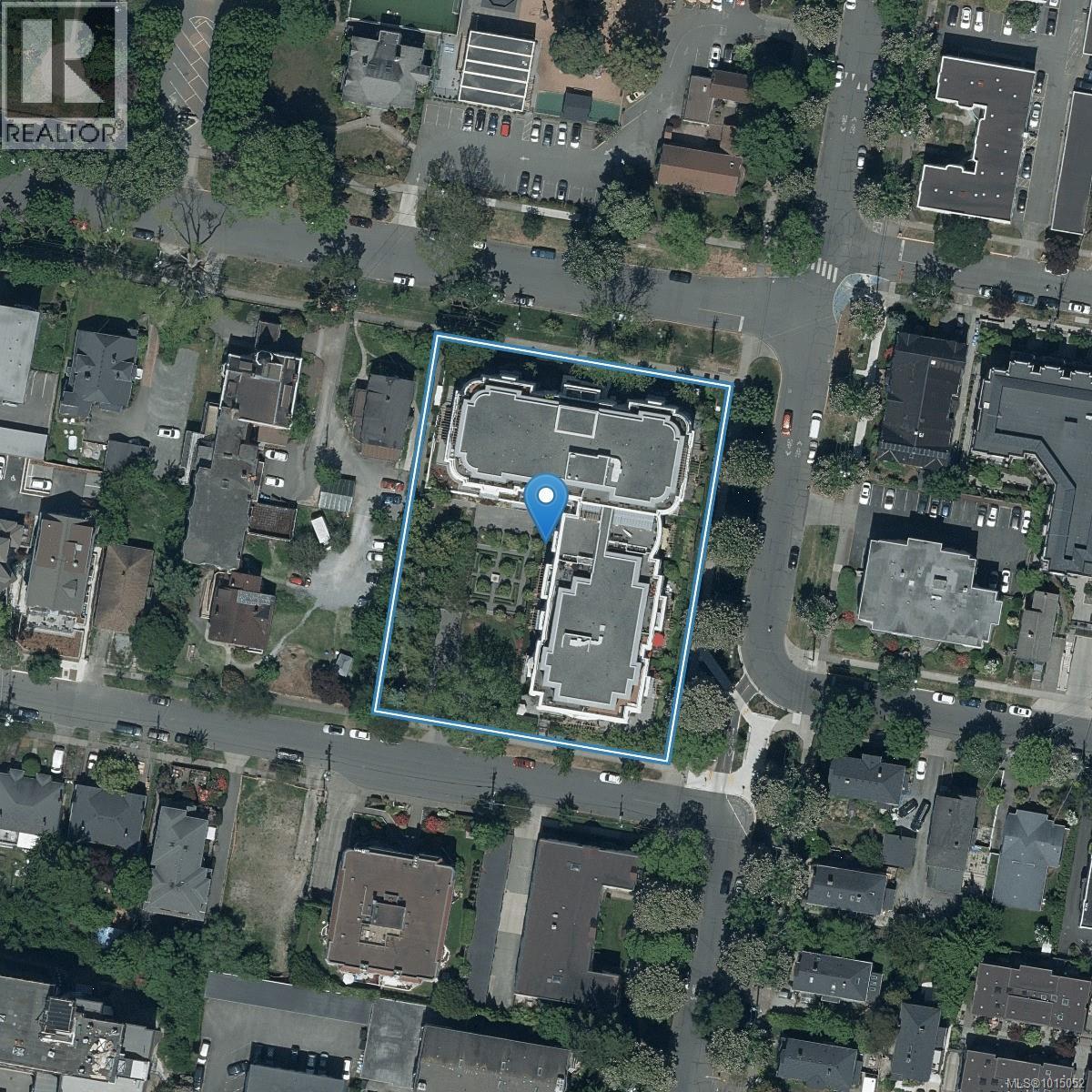 214 999 Burdett Avenue, Victoria