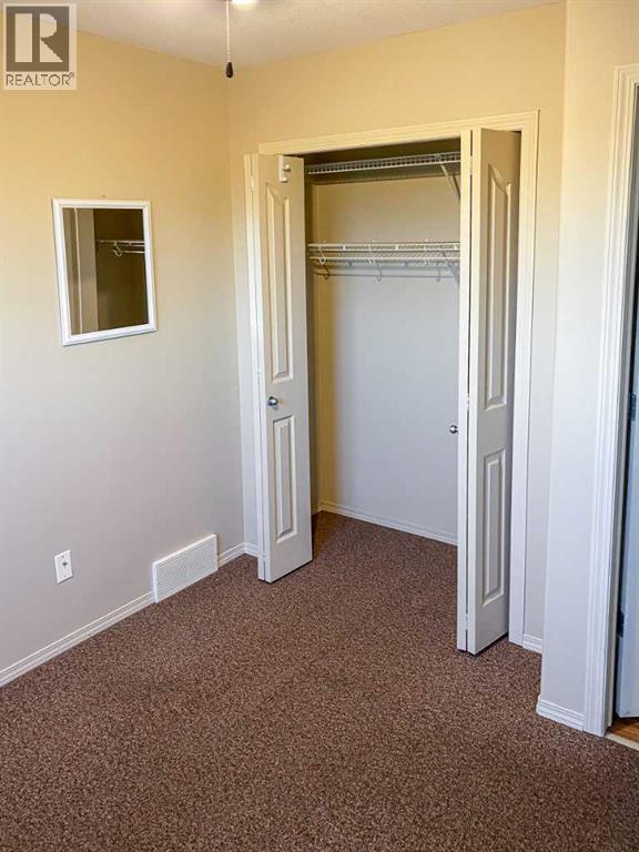 7023 Deer Street, Lacombe