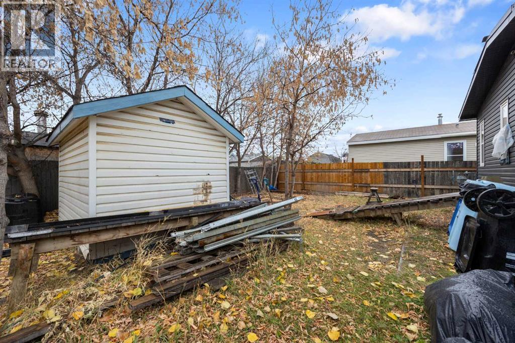 232 Greenwich Lane, Fort McMurray