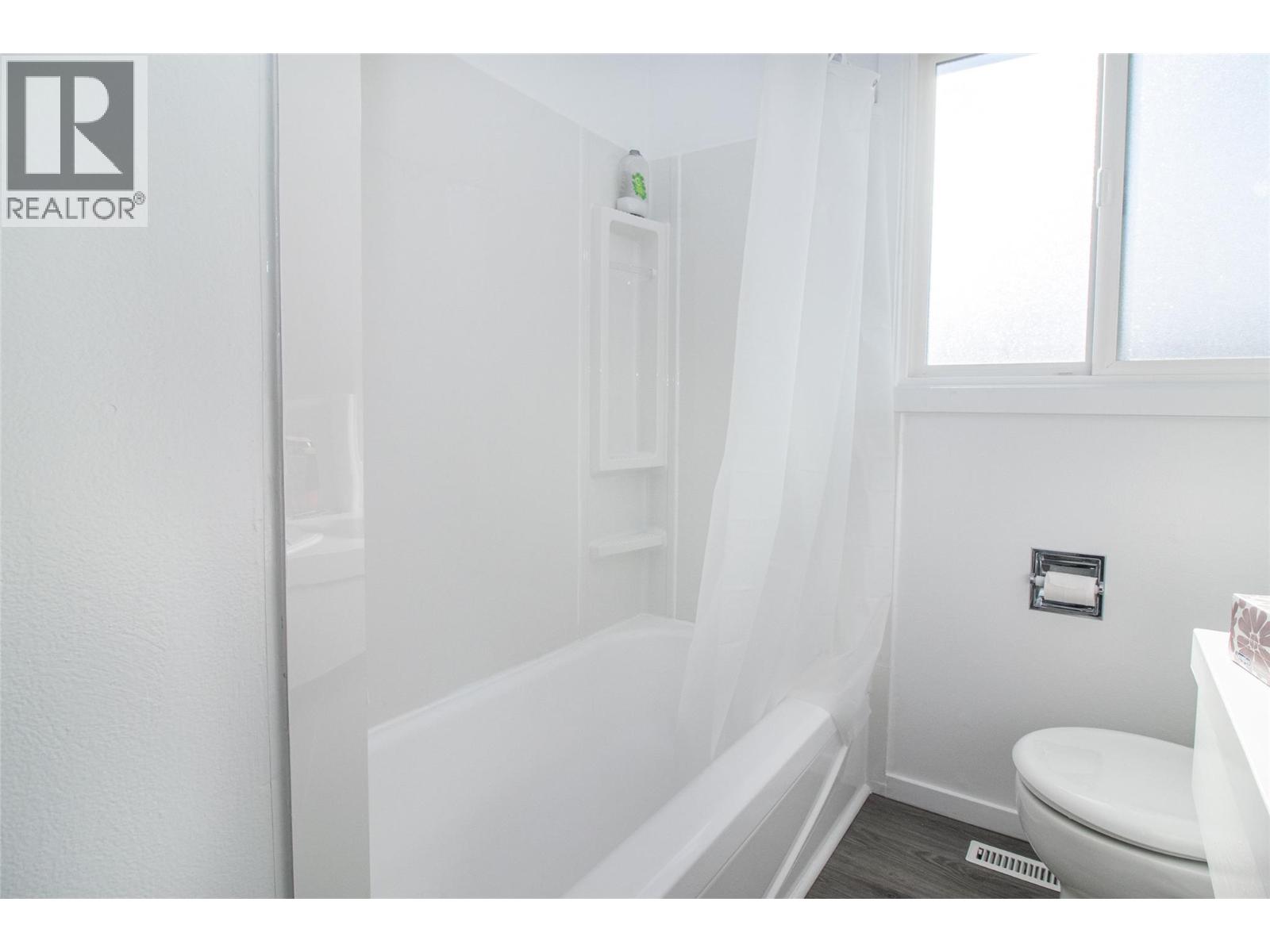  1352 Alder Court, Kelowna