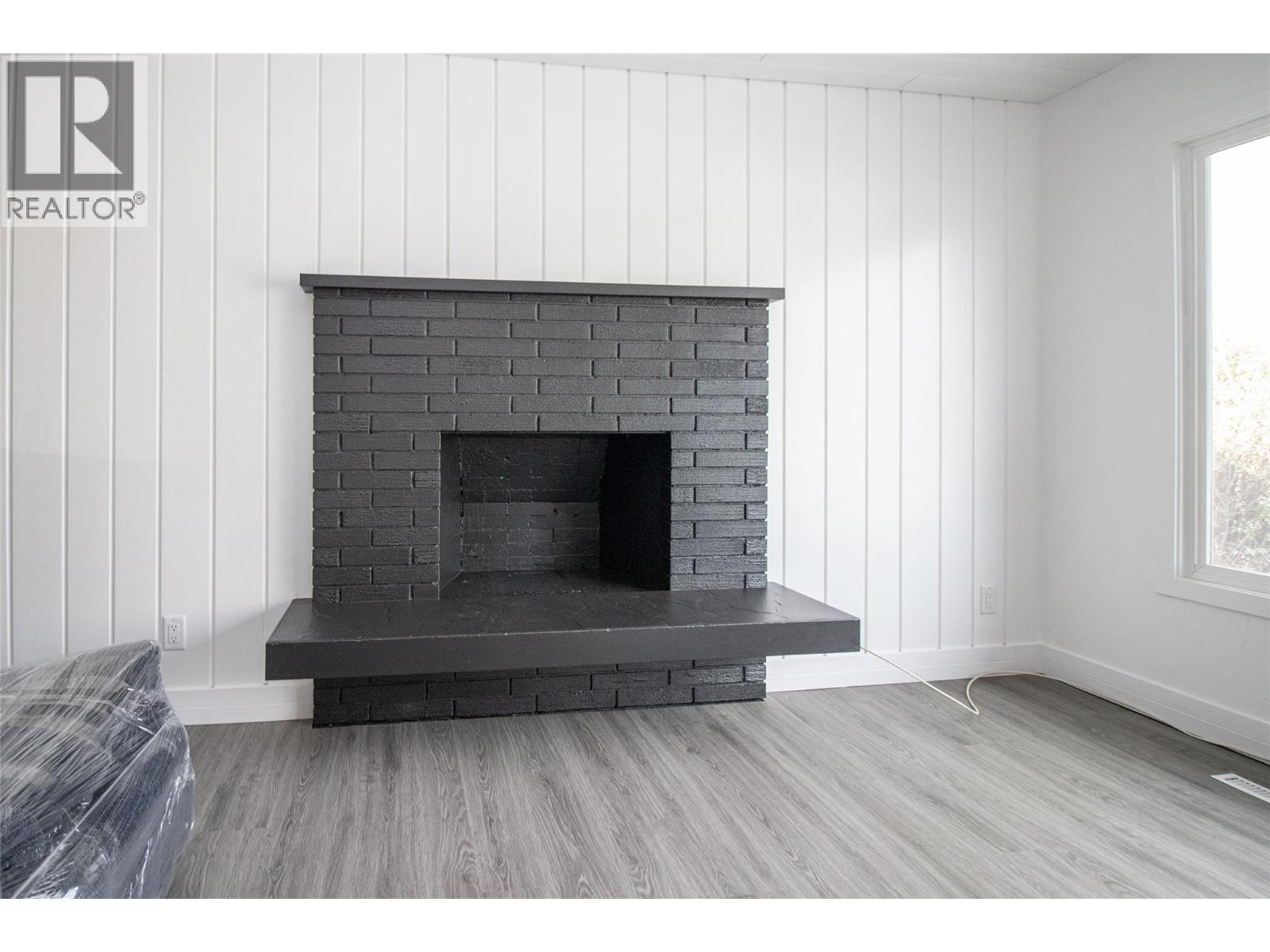  1352 Alder Court, Kelowna