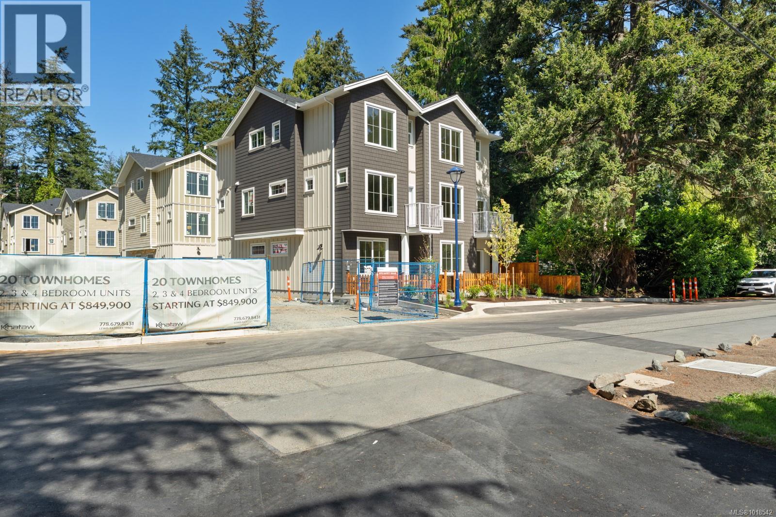 204 2770 Vantilburg Crescent, Langford