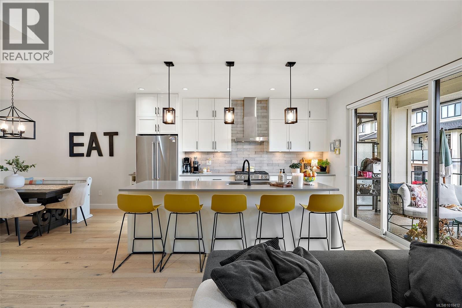 112 2990 Burlington Crescent, Langford