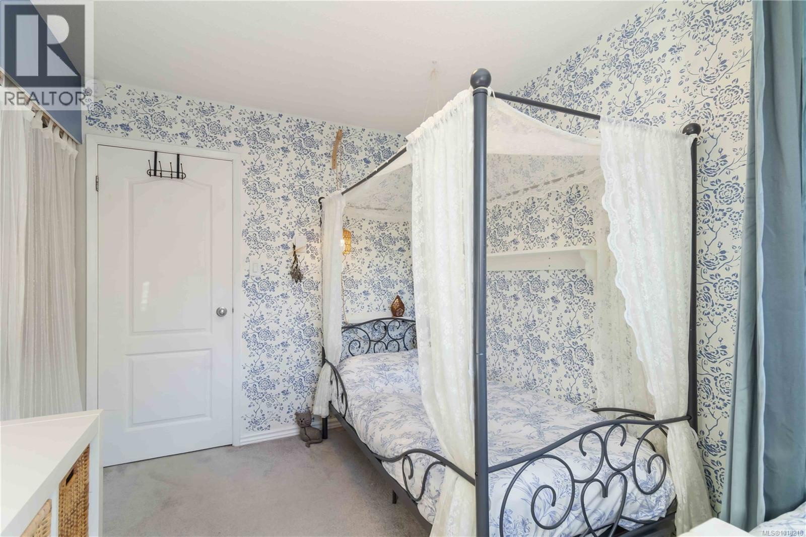 942 Market Street, Victoria