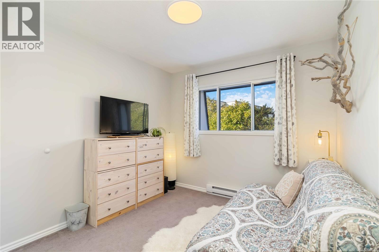 942 Market Street, Victoria