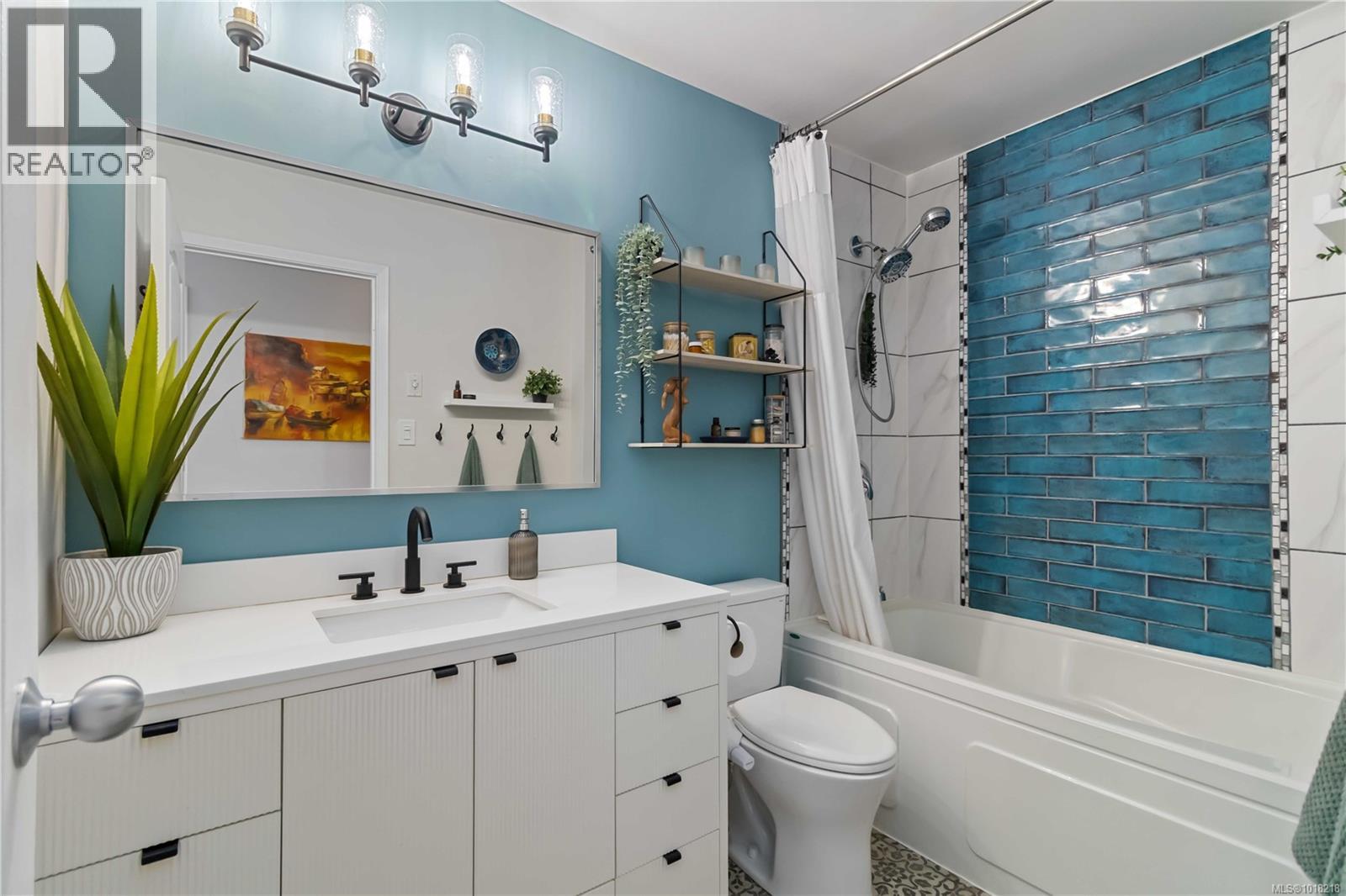 942 Market Street, Victoria