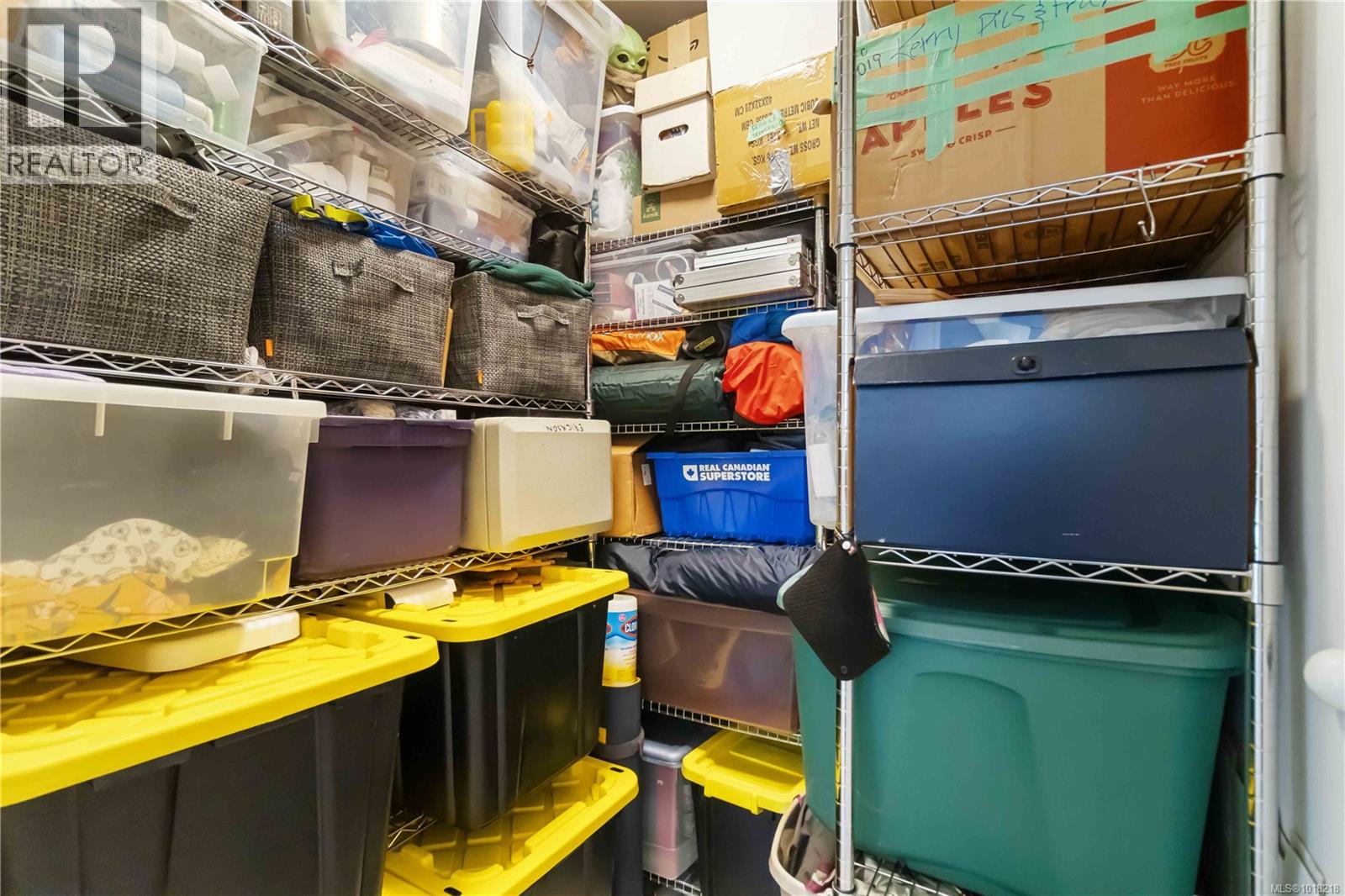 942 Market Street, Victoria