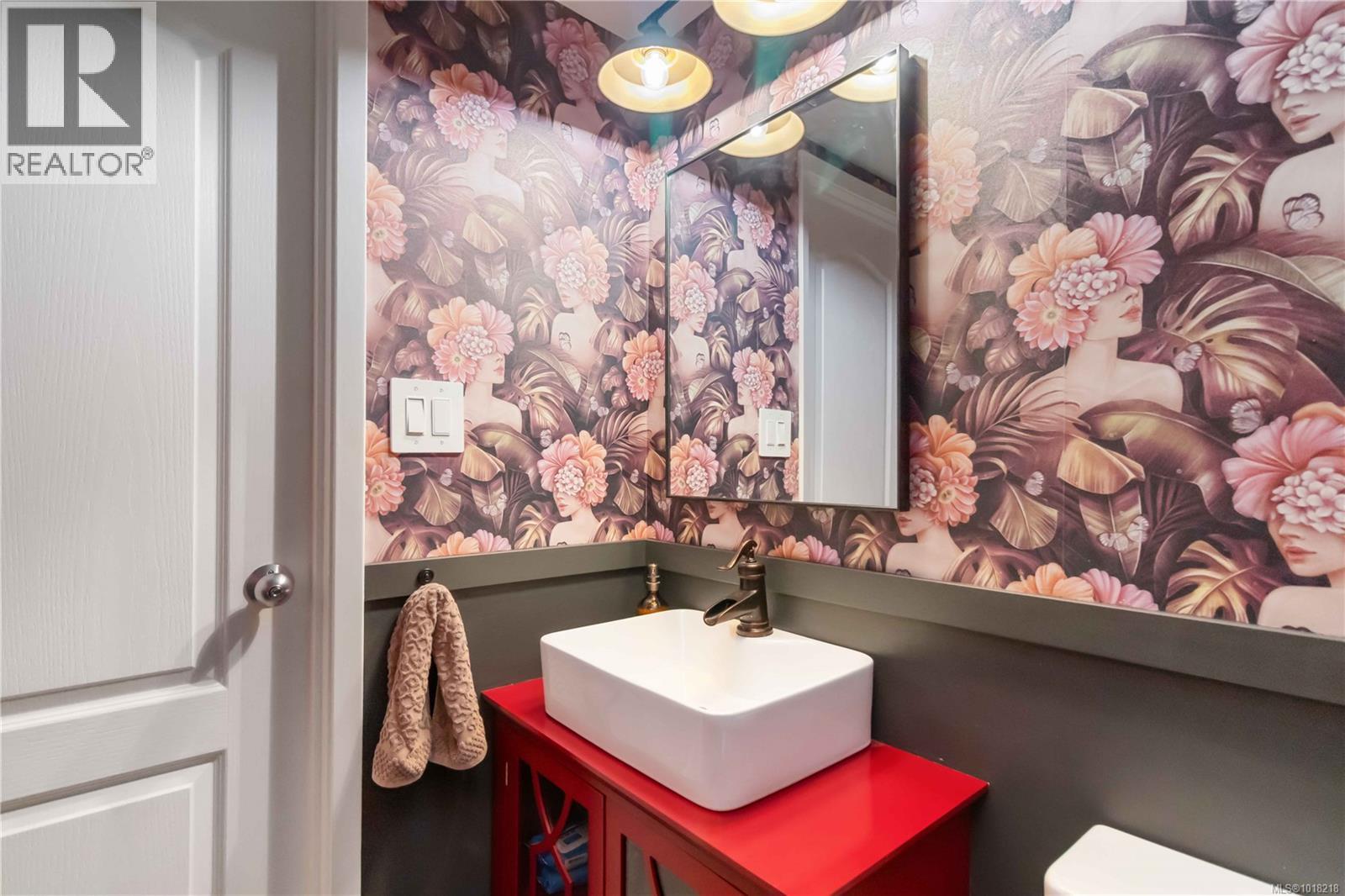 942 Market Street, Victoria