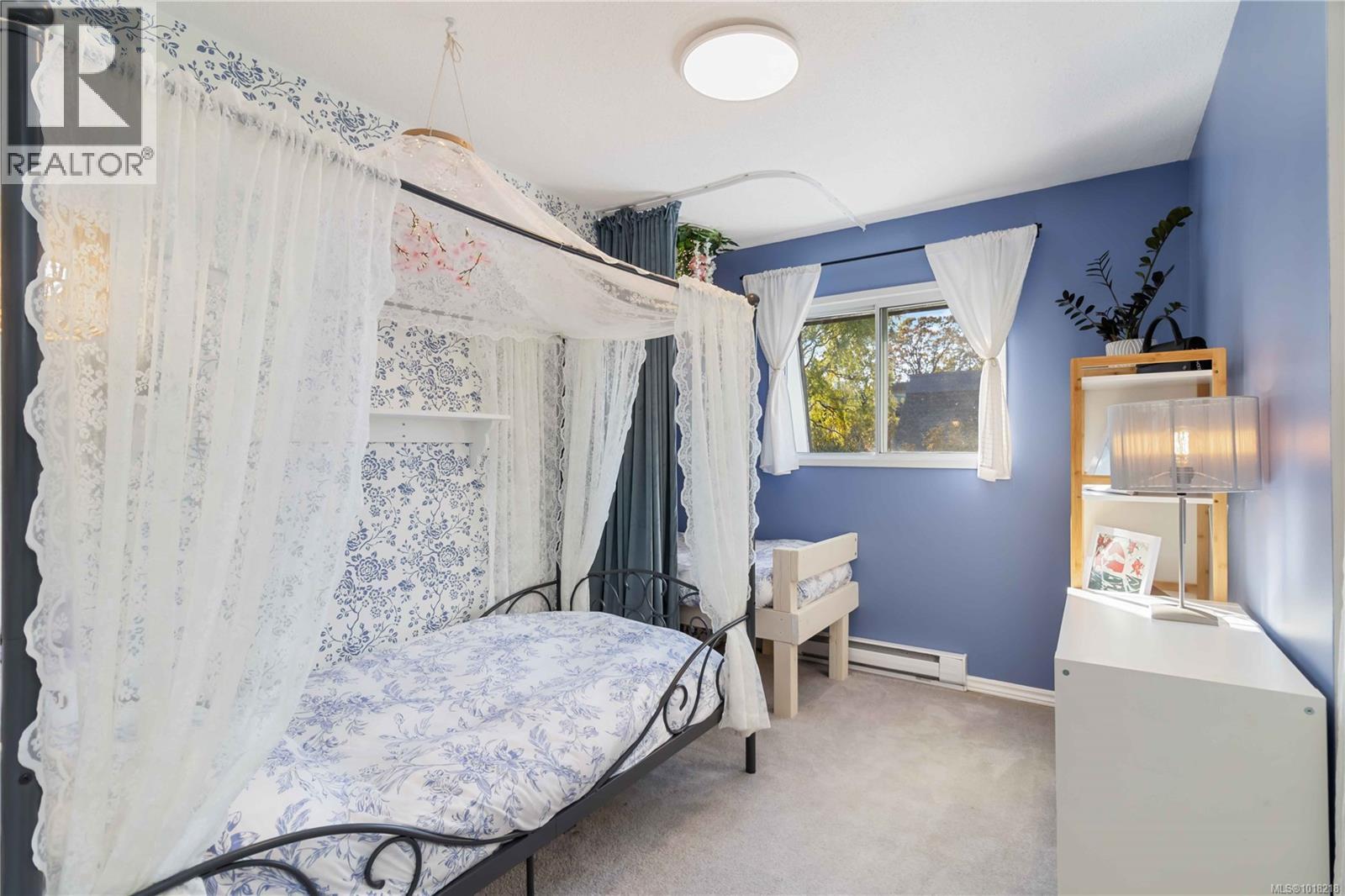 942 Market Street, Victoria