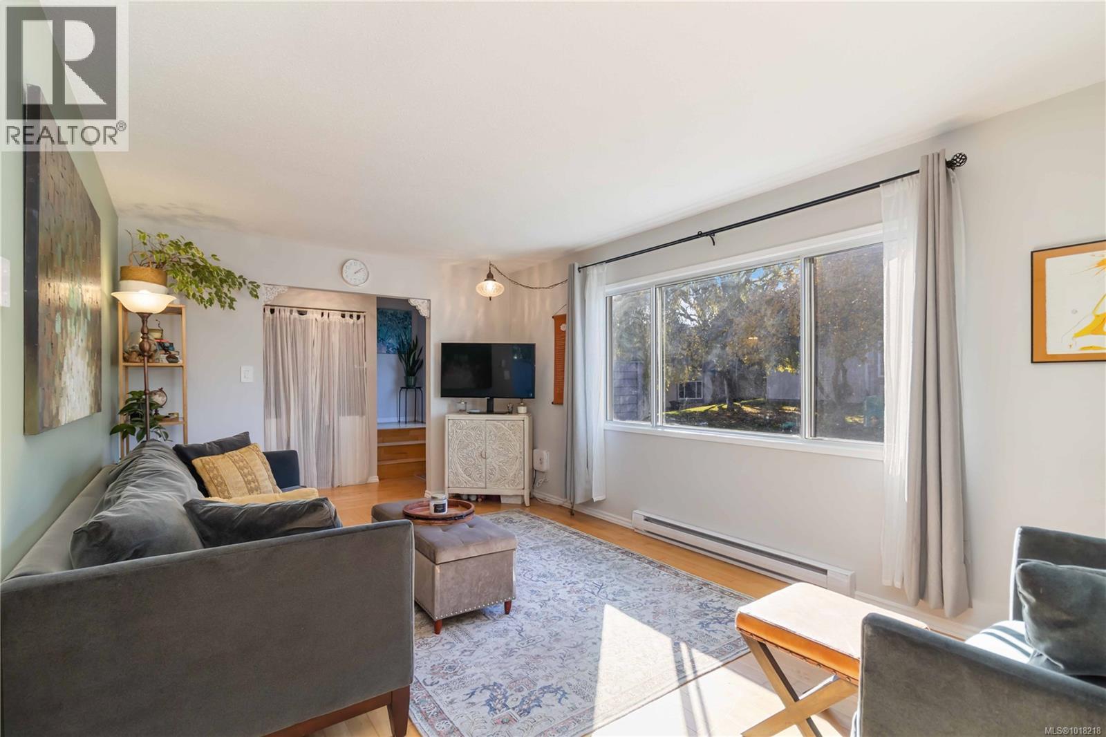 942 Market Street, Victoria