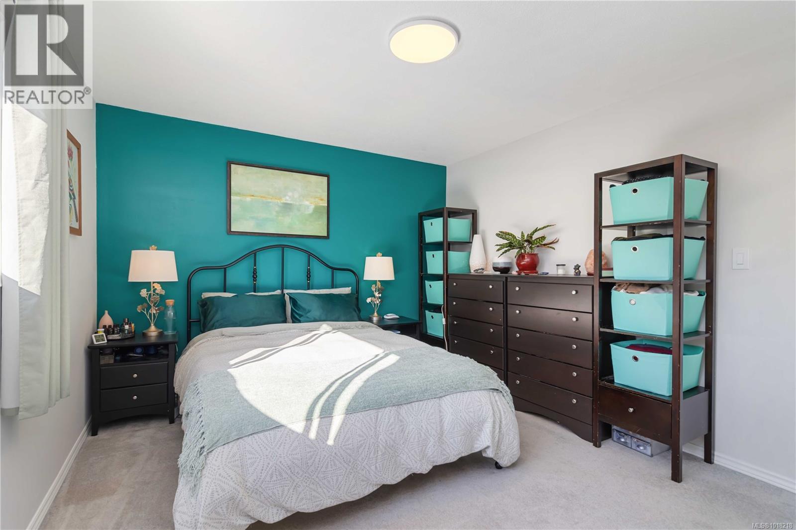 942 Market Street, Victoria