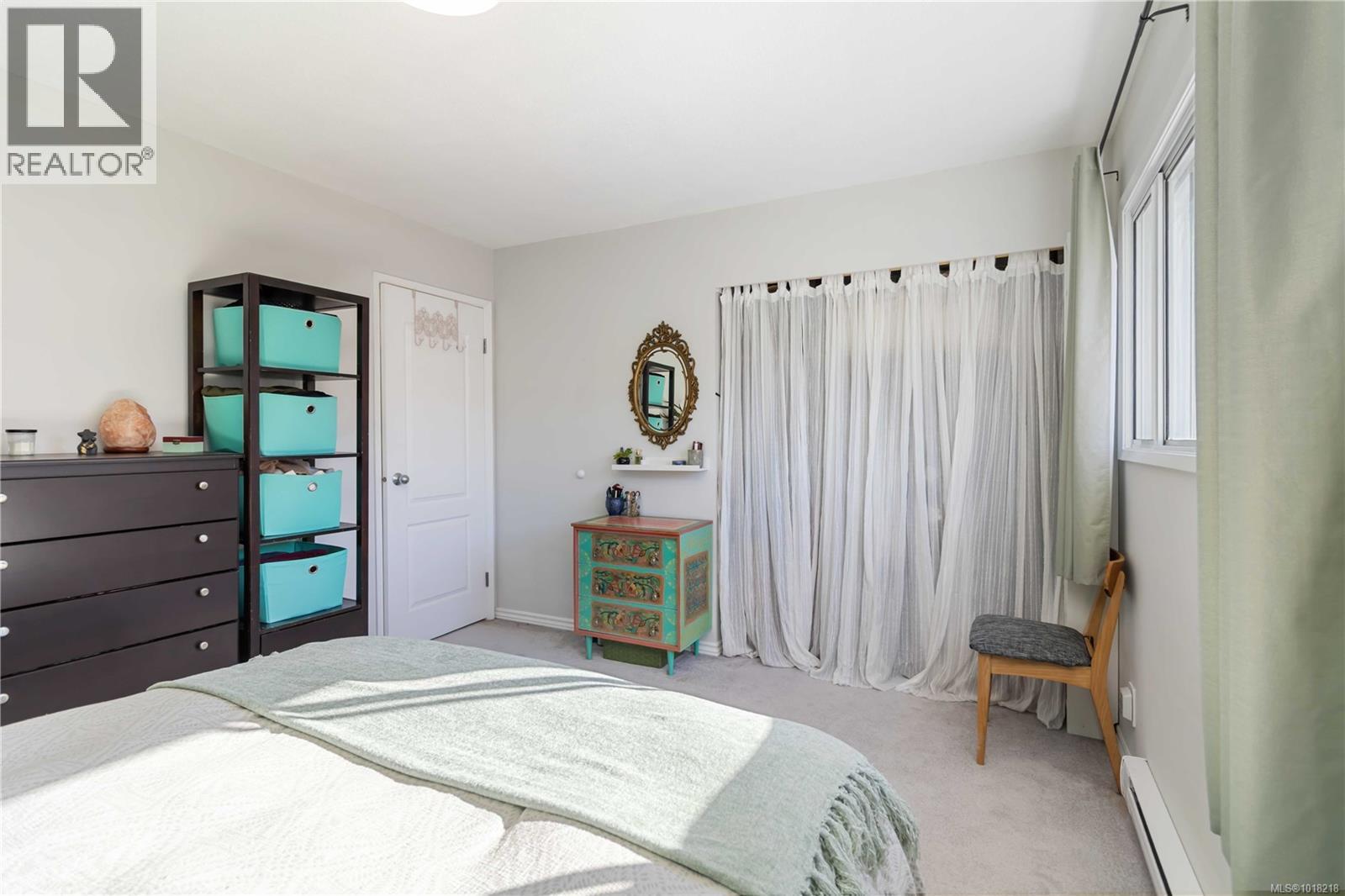 942 Market Street, Victoria