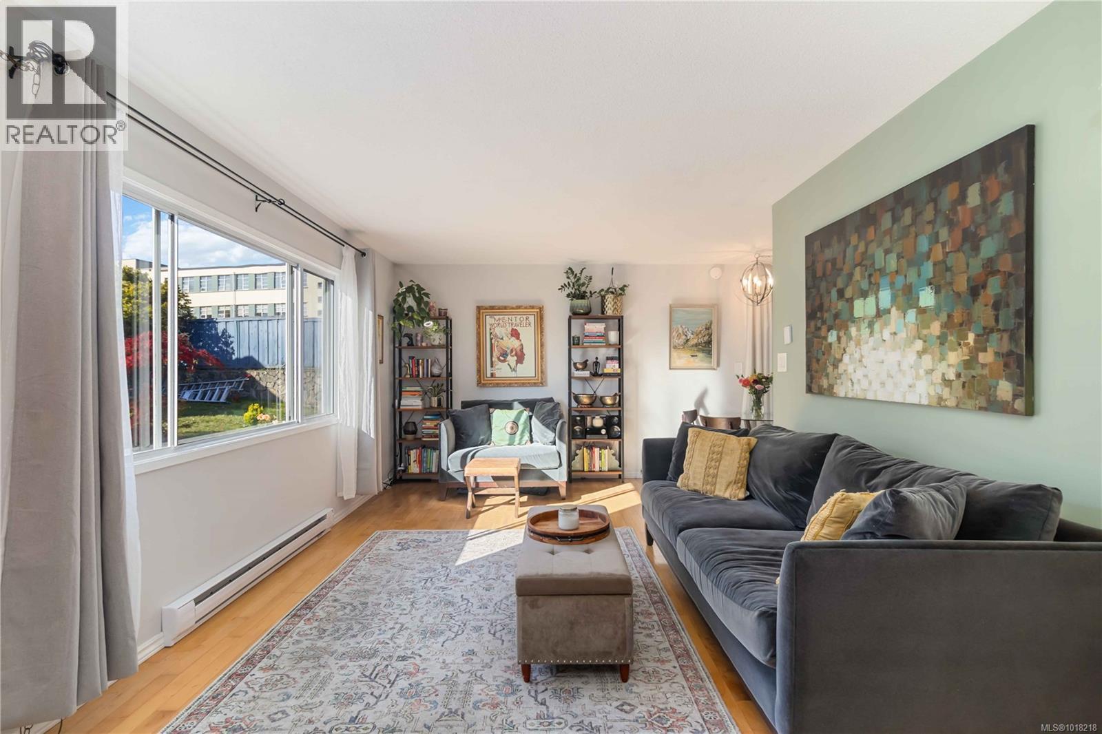 942 Market Street, Victoria