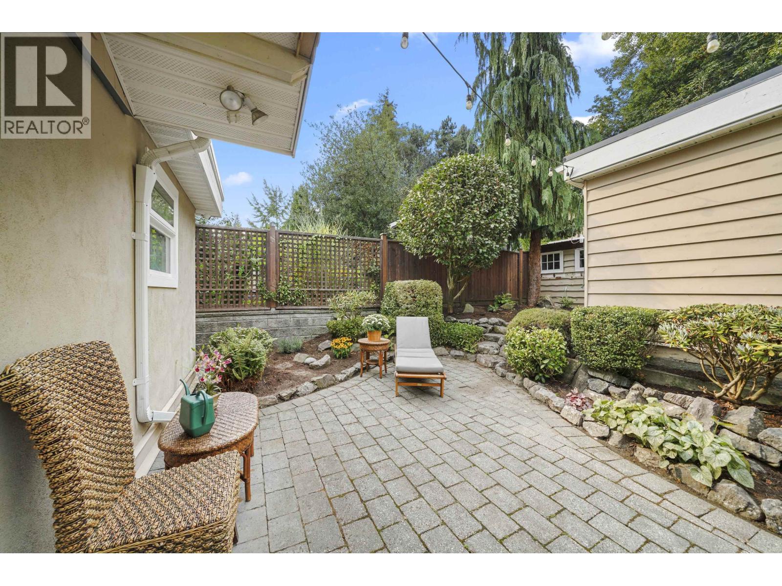 1412 HOPE ROAD, North Vancouver