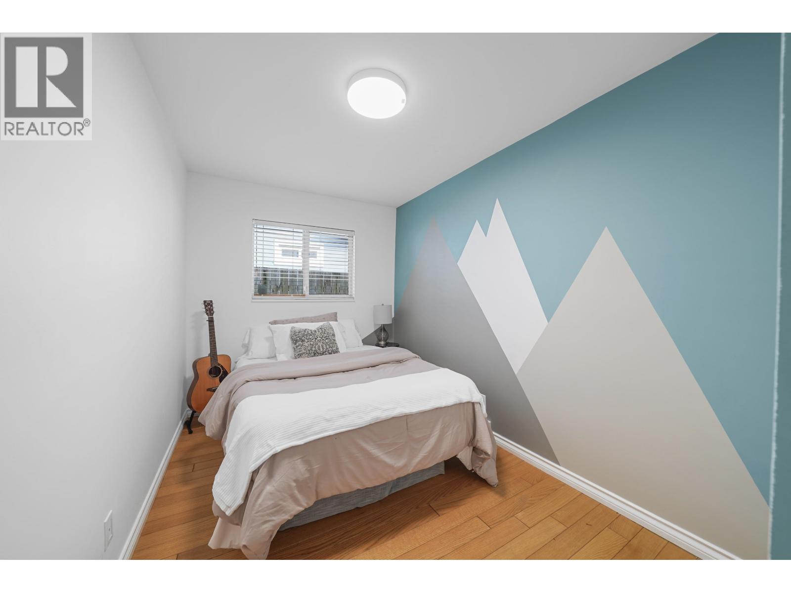 1412 HOPE ROAD, North Vancouver