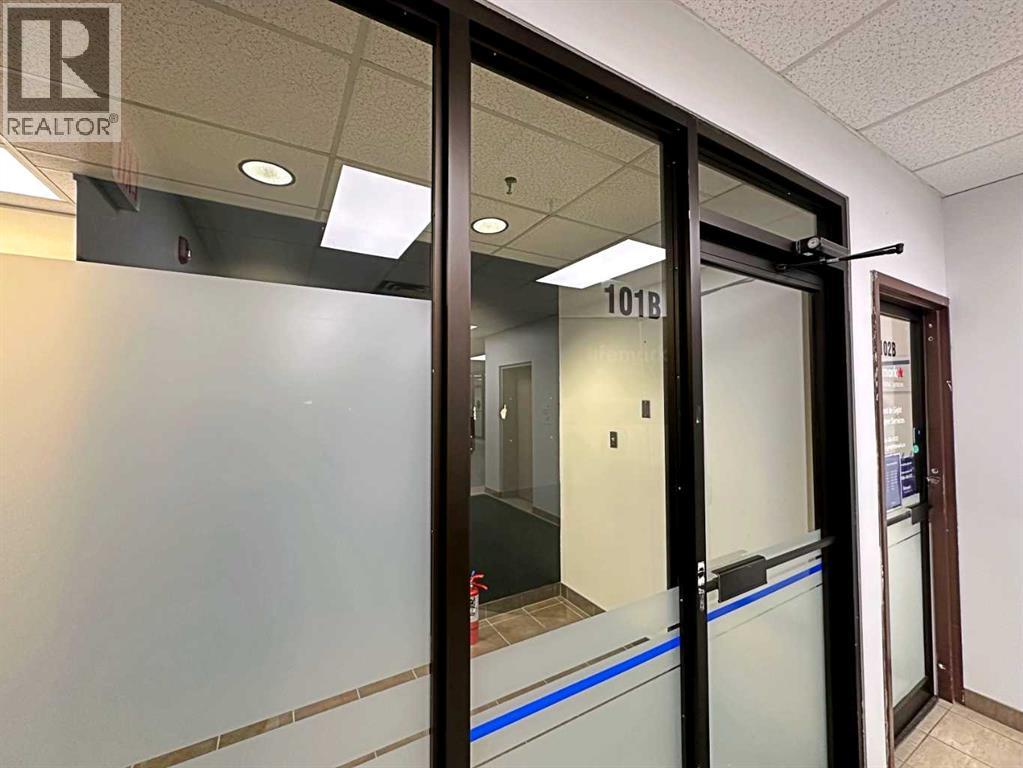 9816 Hardin Street, Fort McMurray