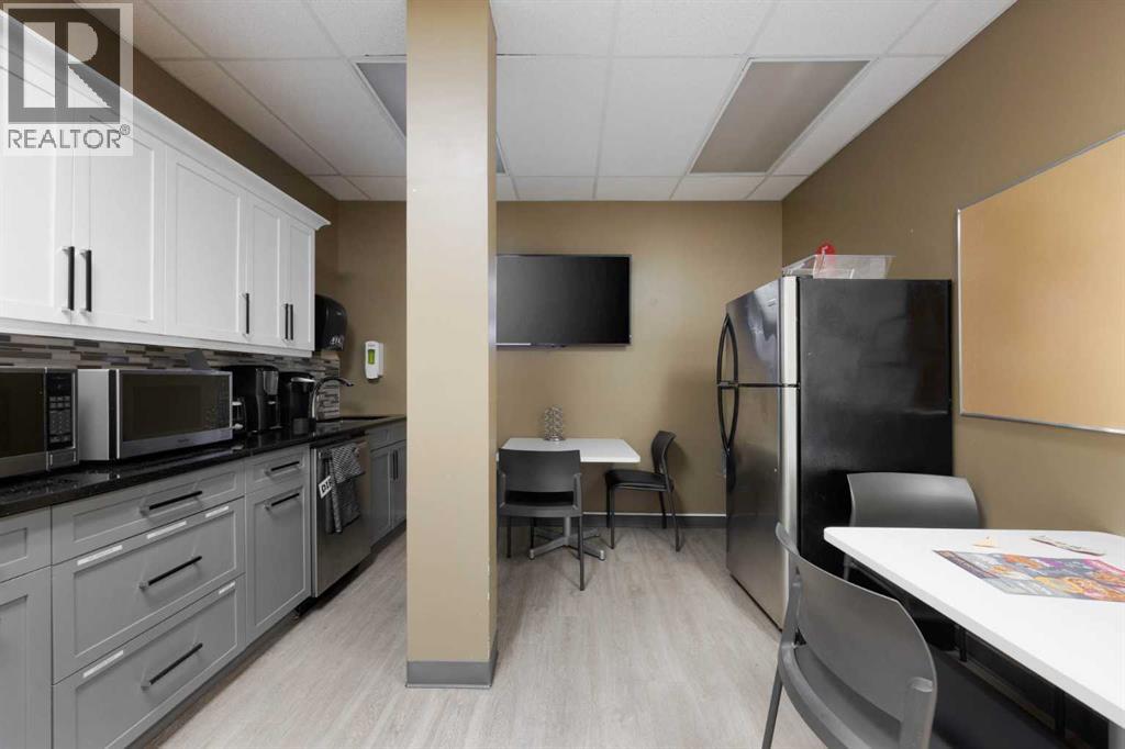 9816 Hardin Street, Fort McMurray