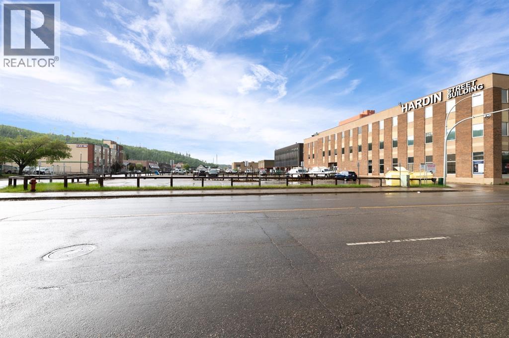 9816 Hardin Street, Fort McMurray